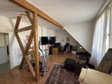 JA zum topsanierten Mehrgenerationenhaus mit Garagen  und  Carport in zentraler Lage von Solingen-Ohligs – Bild: 23711