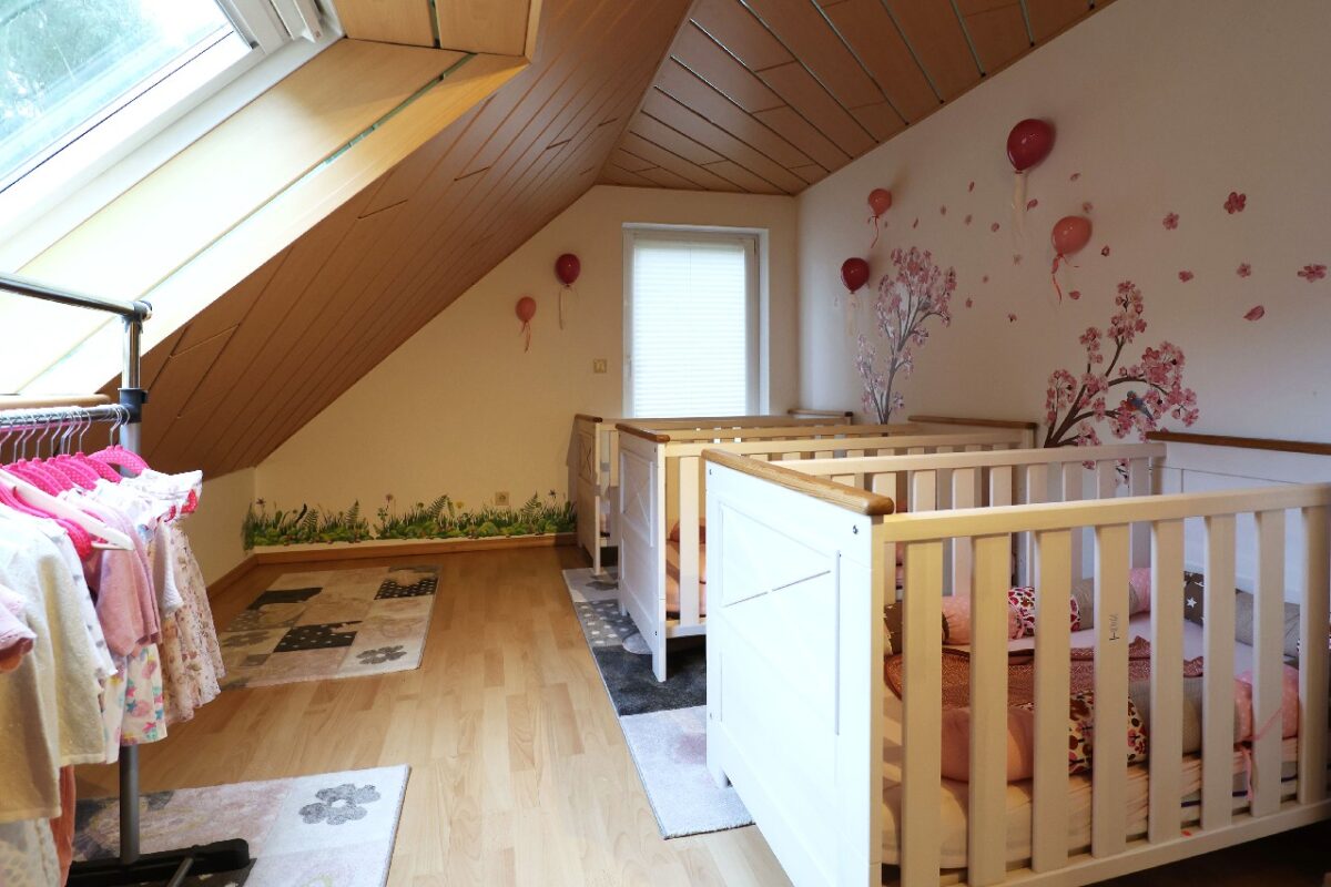 JA, zum neuwertigen Einfamilienhaus mit Einlieger/ Büro, Garage und Carport in Solingen-Ohligs! – Bild: 24148