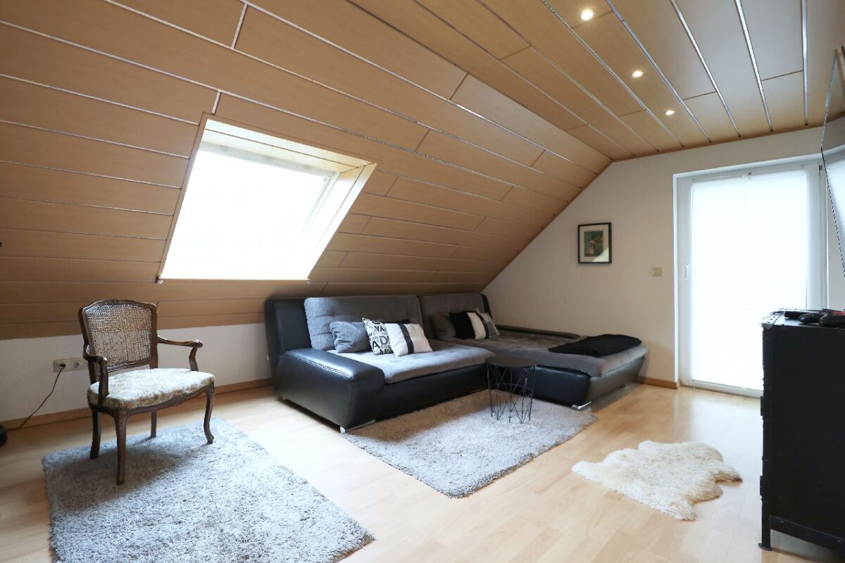 JA, zum neuwertigen Einfamilienhaus mit Einlieger/ Büro, Garage und Carport in Solingen-Ohligs! – Bild: 24149