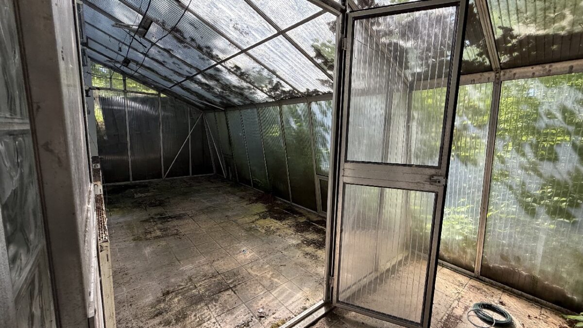 JA, zur Werkshalle mit Büro und Garage in Solingen – Bild: 24441