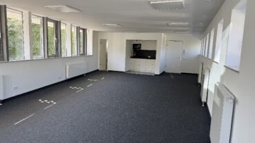 JA, zur voll modernisierten Bürofläche in zentraler Lage von Solingen-Ohligs – Bild: 24451