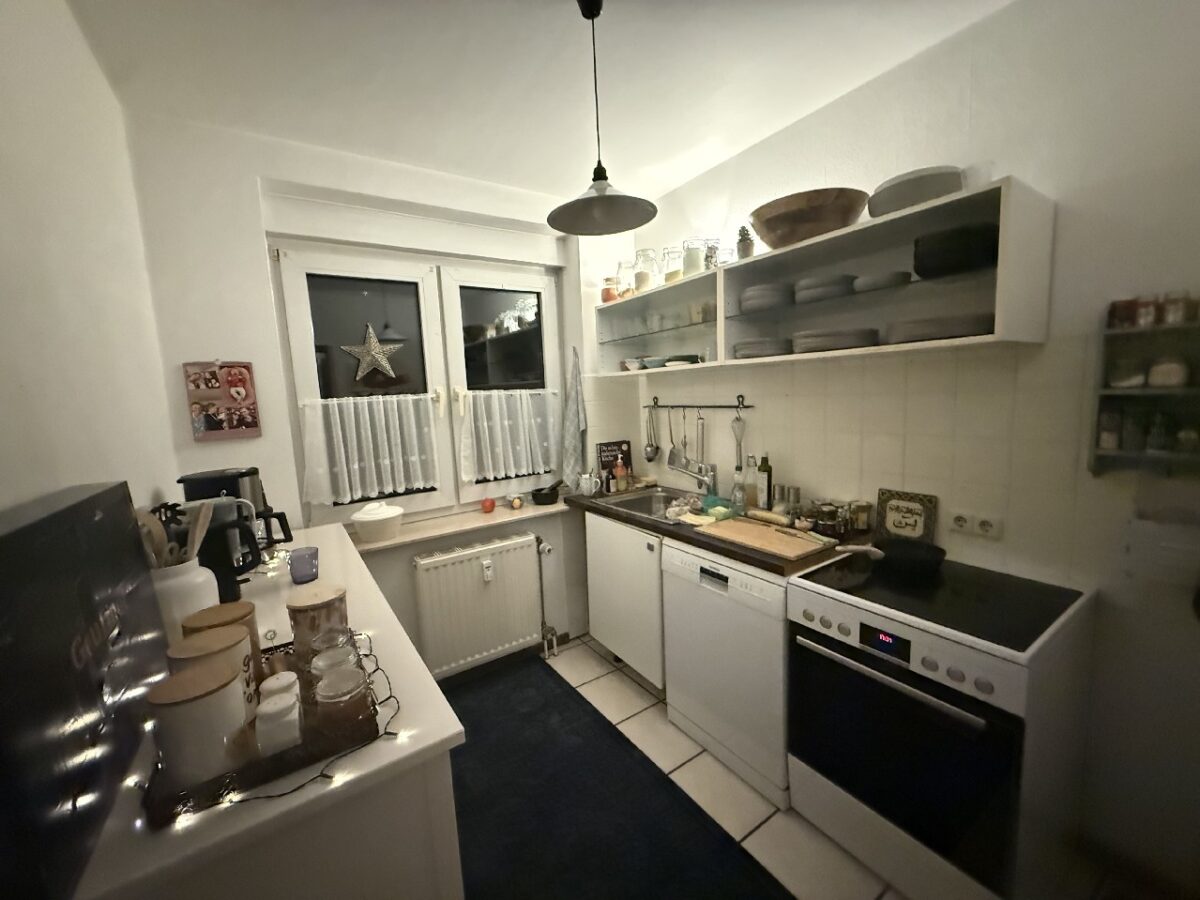 JA, zu den drei TOP-gepflegten Mehrfamilienhäusern mit Garage und Stellplätzen in Solingen-Gräfrath! – Bild: 24412