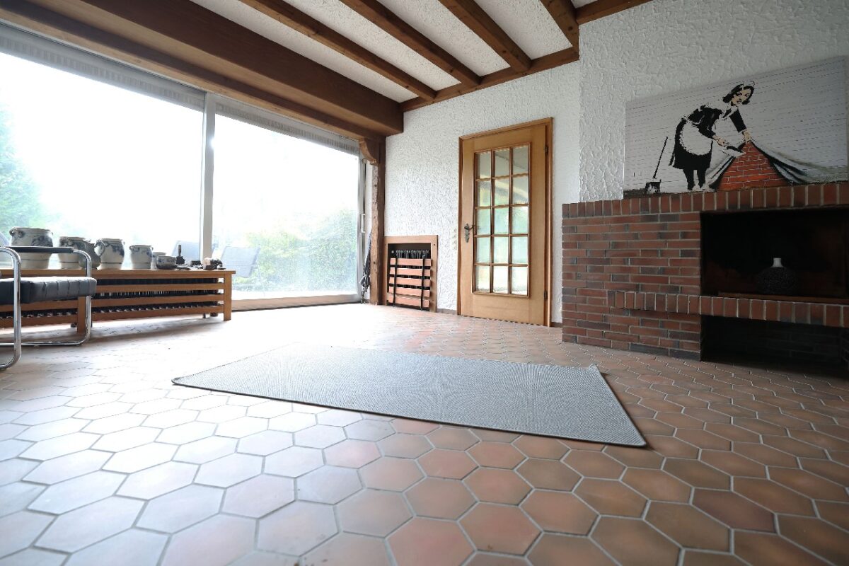 JA, zum modernisierungsbedürftigen Ein-/ Zweifamilienhaus in TOP-Lage – ohne Käuferprovision! – Bild: 24312