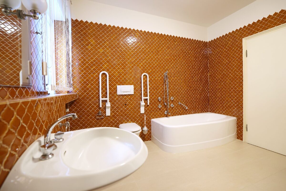 JA, zum modernisierungsbedürftigen Ein-/ Zweifamilienhaus in TOP-Lage – ohne Käuferprovision! – Bild: 24309