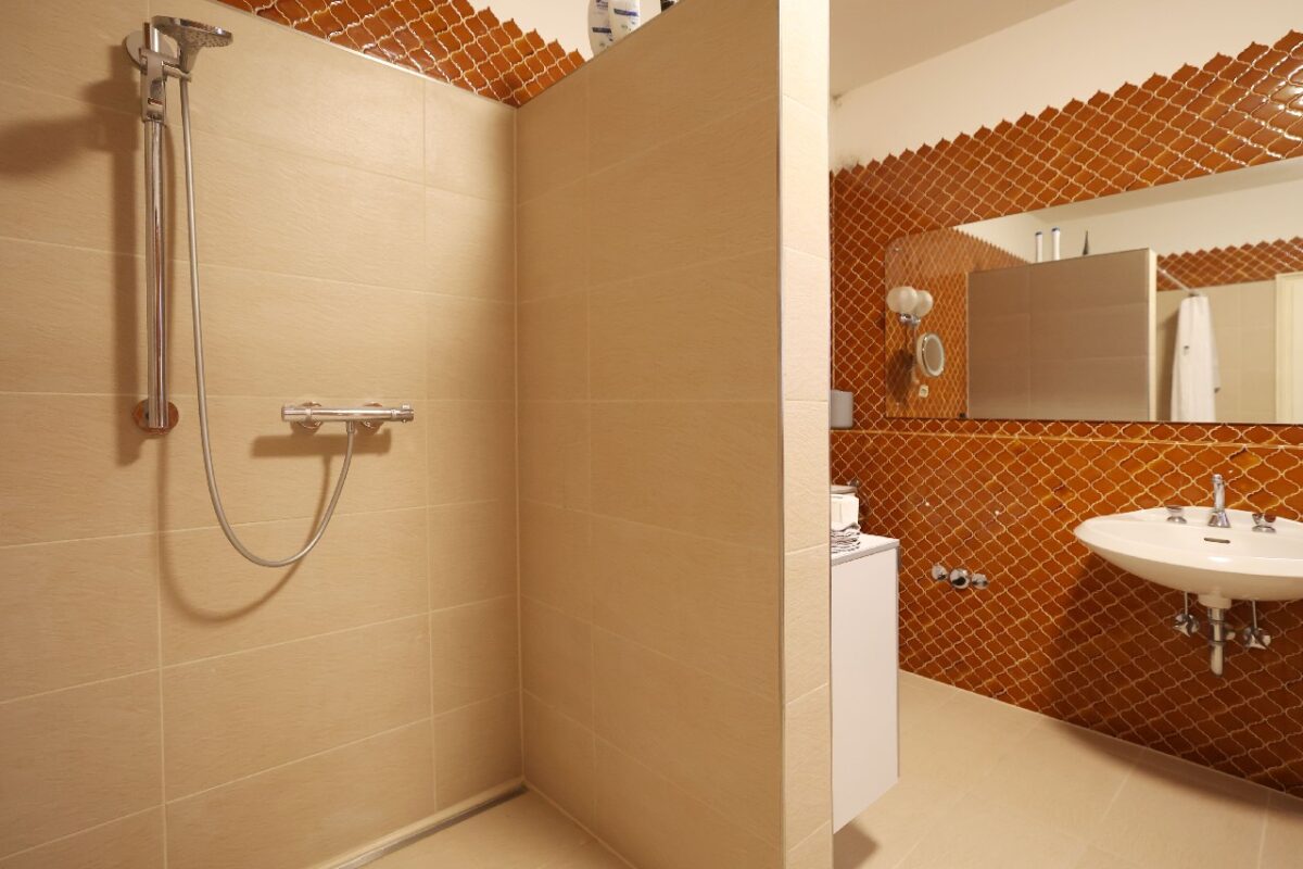 JA, zum modernisierungsbedürftigen Ein-/ Zweifamilienhaus in TOP-Lage – ohne Käuferprovision! – Bild: 24310