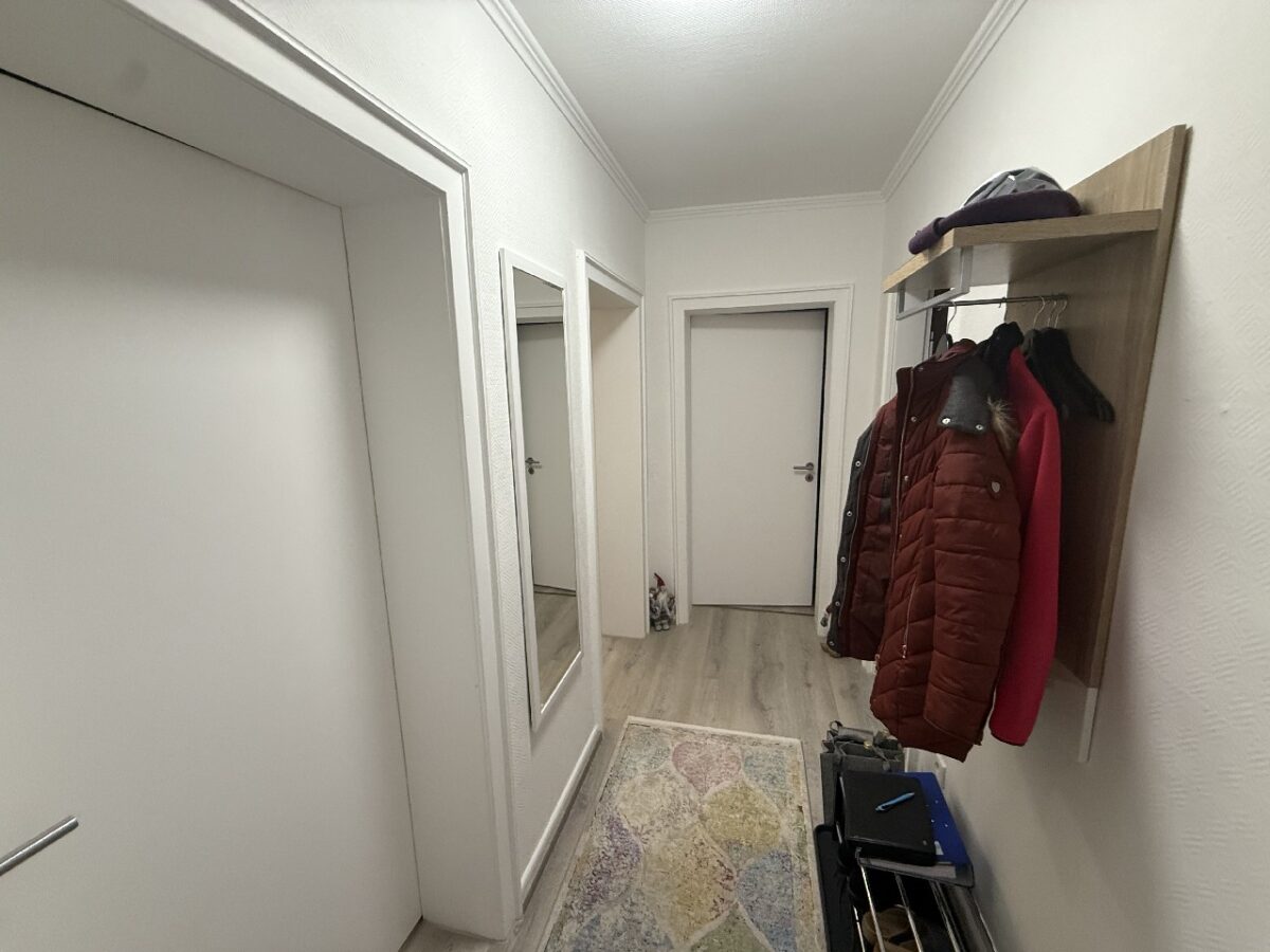 JA, zum voll vermieteten 6-Familienhaus mit Garagen in bevorzugter Lage der Solinger-Südstadt! – Bild: 24173