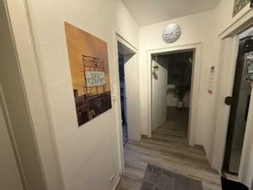 JA, zum voll vermieteten 6-Familienhaus mit Garagen in bevorzugter Lage der Solinger-Südstadt! – Bild: 24174