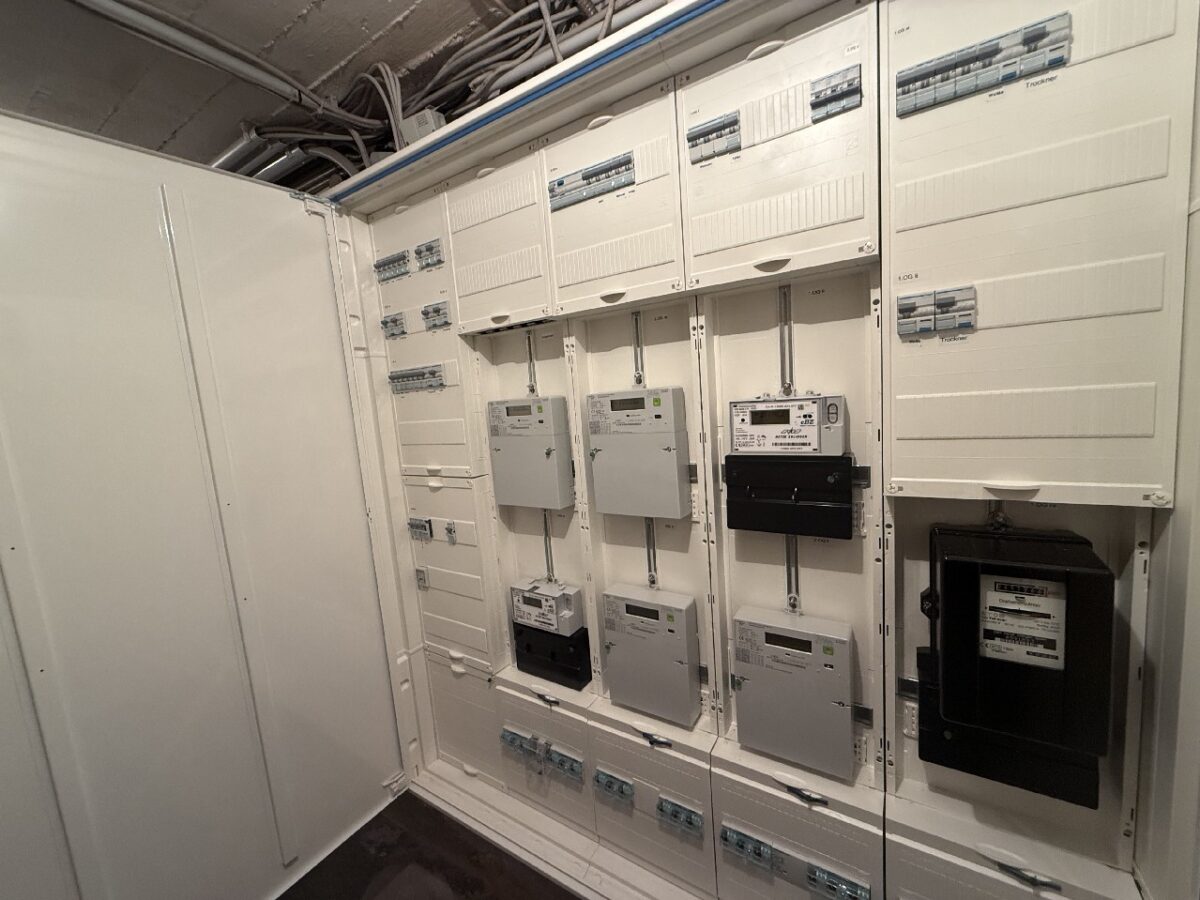 JA, zum voll vermieteten 6-Familienhaus mit Garagen in bevorzugter Lage der Solinger-Südstadt! – Bild: 24197