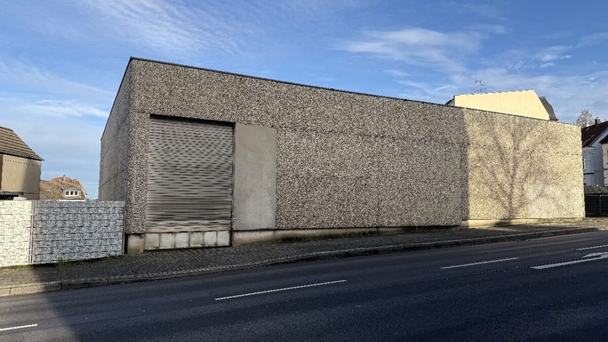 JA, zur Gewerbeliegenschaft mit Lagerhalle, Betriebsgebäude und zwei Wohnhäusern in Solingen-Wald – Bild: 24347