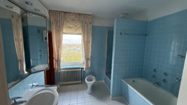 JA, zur Gewerbeliegenschaft mit Lagerhalle, Betriebsgebäude und zwei Wohnhäusern in Solingen-Wald – Bild: 24369