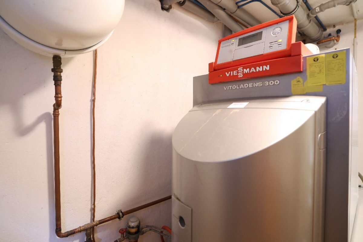 JA, zur Penthouse-Alternative mit Garage, Außenstellplätzen und Garten … OHNE Käuferprovision! – Bild: 24561