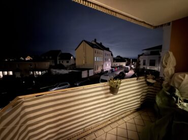 JA, zum großen Wohnhaus mit Balkonen, Garagen und Stellplätzen in begehrter Lage von Solingen-Ohligs – Bild: 24714