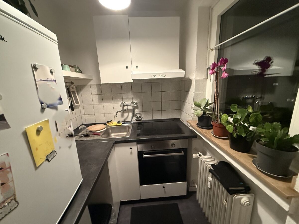 JA, zum großen Wohnhaus mit Balkonen, Garagen und Stellplätzen in begehrter Lage von Solingen-Ohligs – Bild: 24711