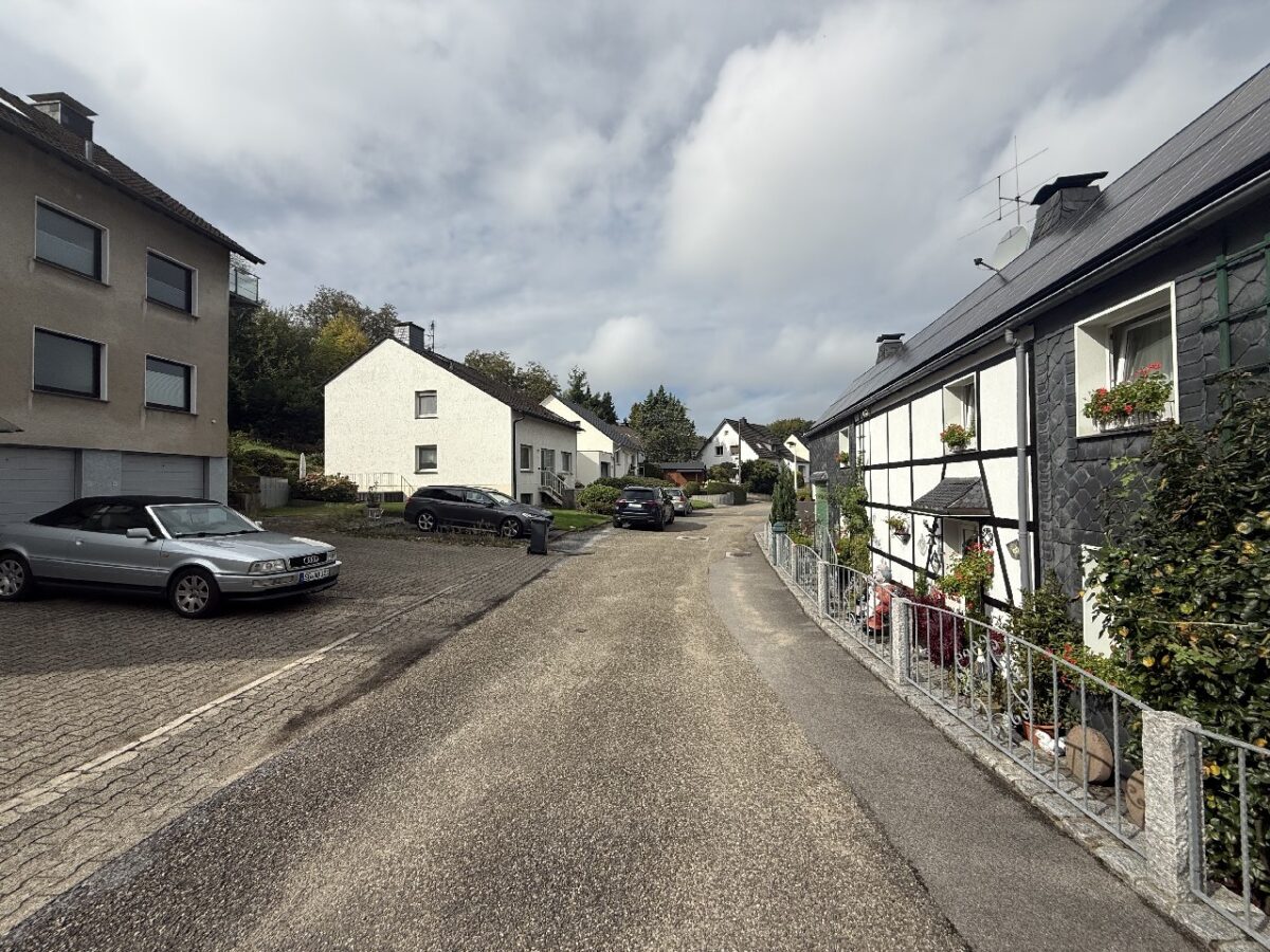 JA, zum attraktiven Baugrundstück in ruhiger Lage von Solingen-Widdert! – Bild: 24901