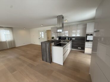 JA, zur exklusiven Penthousewohnung mit großer Dachterrasse und 2 TG-Stellplätzen in Solingen-Ohligs – Bild: 24790