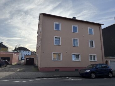 JA, zum 4-Familienhaus mit Garagen in zentraler Lage von Solingen-Ohligs! – Bild: 25047