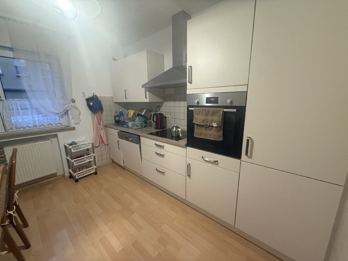 JA, zum 4-Familienhaus mit Garagen in zentraler Lage von Solingen-Ohligs! – Bild: 25057