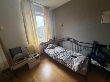 JA, zum 4-Familienhaus mit Garagen in zentraler Lage von Solingen-Ohligs! – Bild: 25060