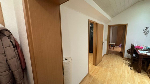 JA, zum 4-Familienhaus mit Garagen in zentraler Lage von Solingen-Ohligs! – Bild: 25064