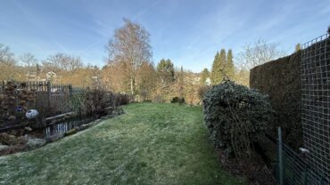 JA, zur ruhig gelegenen Doppelhaushälfte mit Garage, großer Terrasse und Garten in Solingen-Gräfrath – Bild: 24807