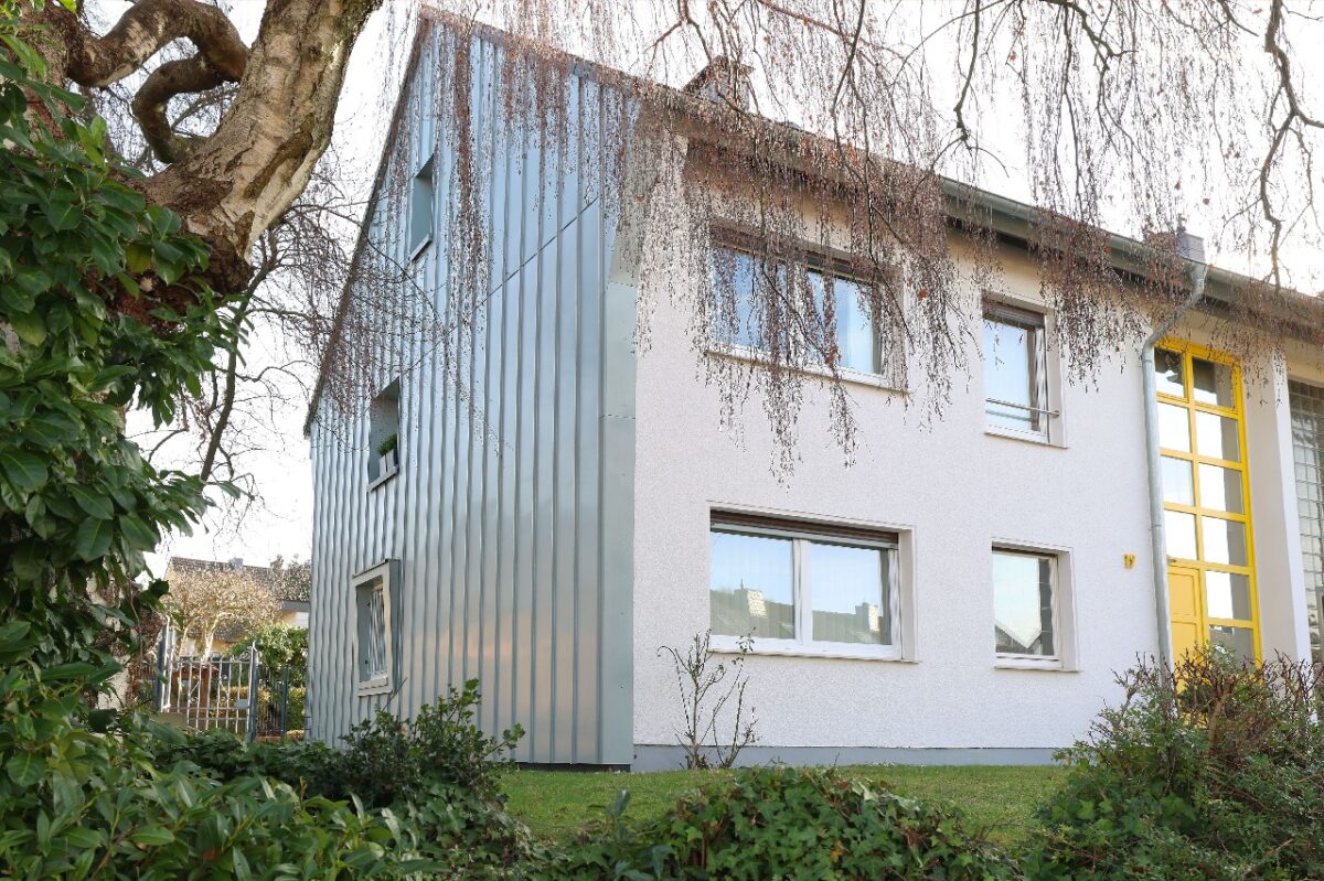 JA, zum TOP-gepflegten Ein-/ Zweifamilienhaus mit Doppelgarage und Garten in Solingen-Merscheid! – Bild: 24857