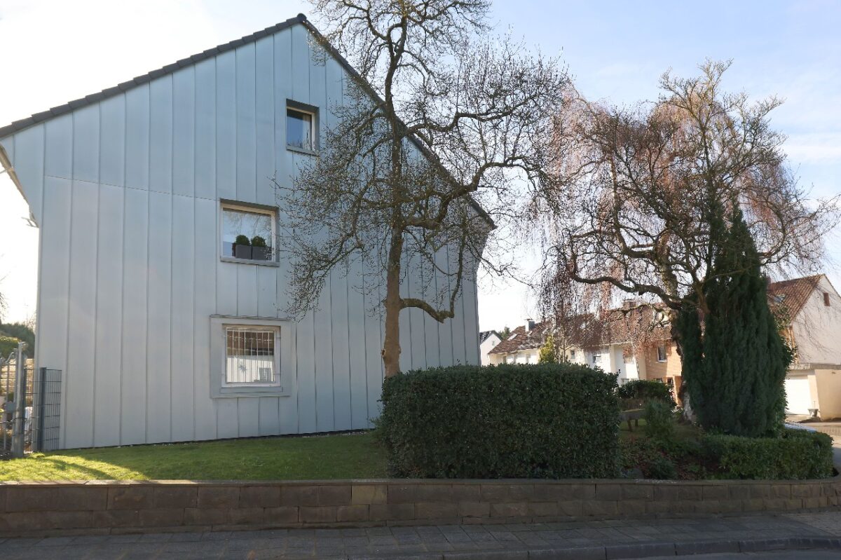 JA, zum TOP-gepflegten Ein-/ Zweifamilienhaus mit Doppelgarage und Garten in Solingen-Merscheid! – Bild: 24860