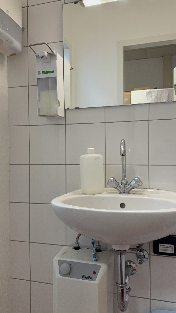 JA, zum zentral gelegenen Ladenlokal in der Solinger Innenstadt! – Bild: 24853