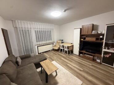 JA, zum großen Wohnhaus mit Balkonen, Garagen und Stellplätzen in begehrter Lage von Solingen-Ohligs – Bild: 25295