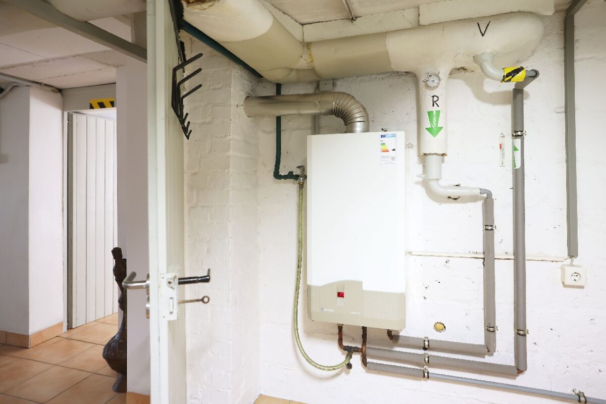 JA, zum modernisierten Einfamilienhaus mit Garage, Carport und großem Garten an der Stadtgrenze Haan – Bild: 25564