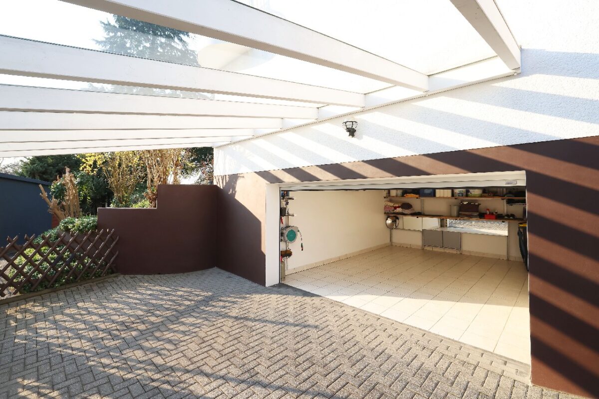 JA, zum modernisierten Einfamilienhaus mit Garage, Carport und großem Garten an der Stadtgrenze Haan – Bild: 25566