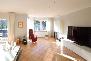 JA, zum modernisierten Einfamilienhaus mit Garage, Carport und großem Garten an der Stadtgrenze Haan – Bild: 25547