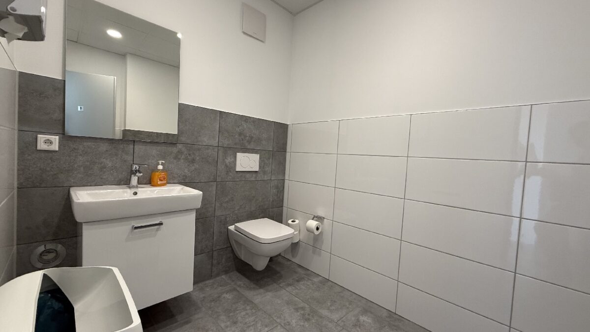 Ja, zum neuwertigen Großraumbüro im Technologiepark Haan! – Bild: 25508