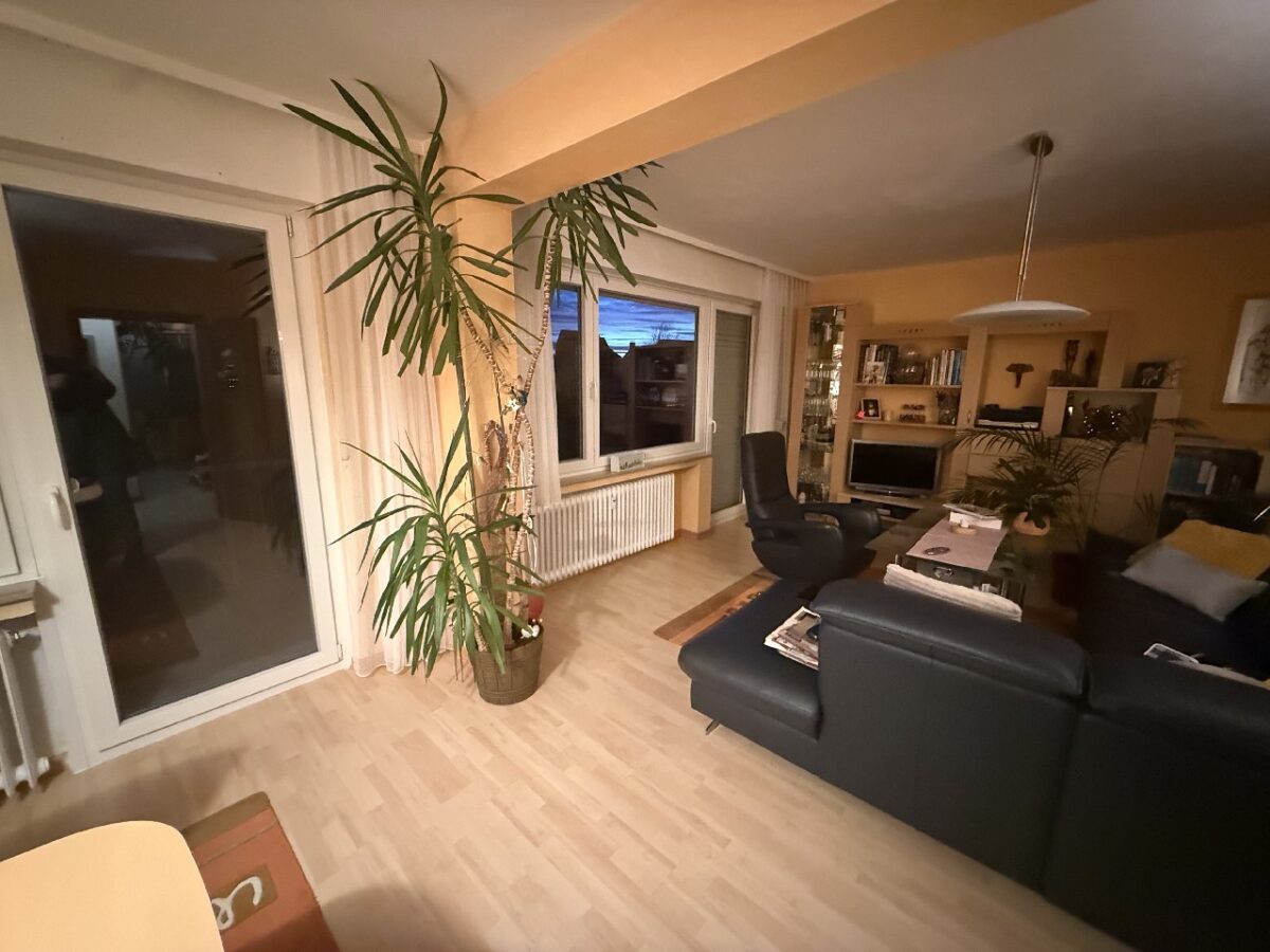 JA, zu den drei TOP-gepflegten Mehrfamilienhäusern mit Garage und Stellplätzen in Solingen-Gräfrath! – Bild: 25722