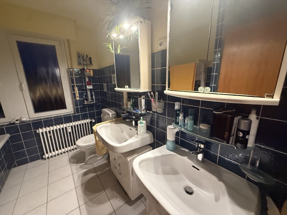 JA, zu den drei TOP-gepflegten Mehrfamilienhäusern mit Garage und Stellplätzen in Solingen-Gräfrath! – Bild: 25731