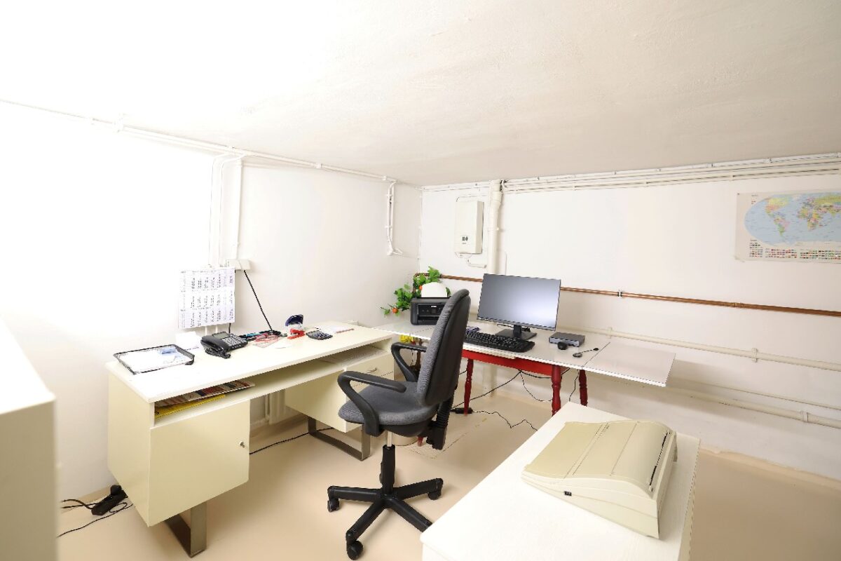 JA, zum freistehenden Einfamilienhaus mit Garage und Garten in ruhiger Lage von Solingen-Katternberg – Bild: 25672