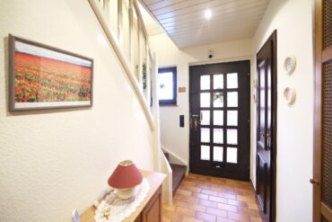 JA, zum freistehenden Einfamilienhaus mit Garage und Garten in ruhiger Lage von Solingen-Katternberg – Bild: 25656