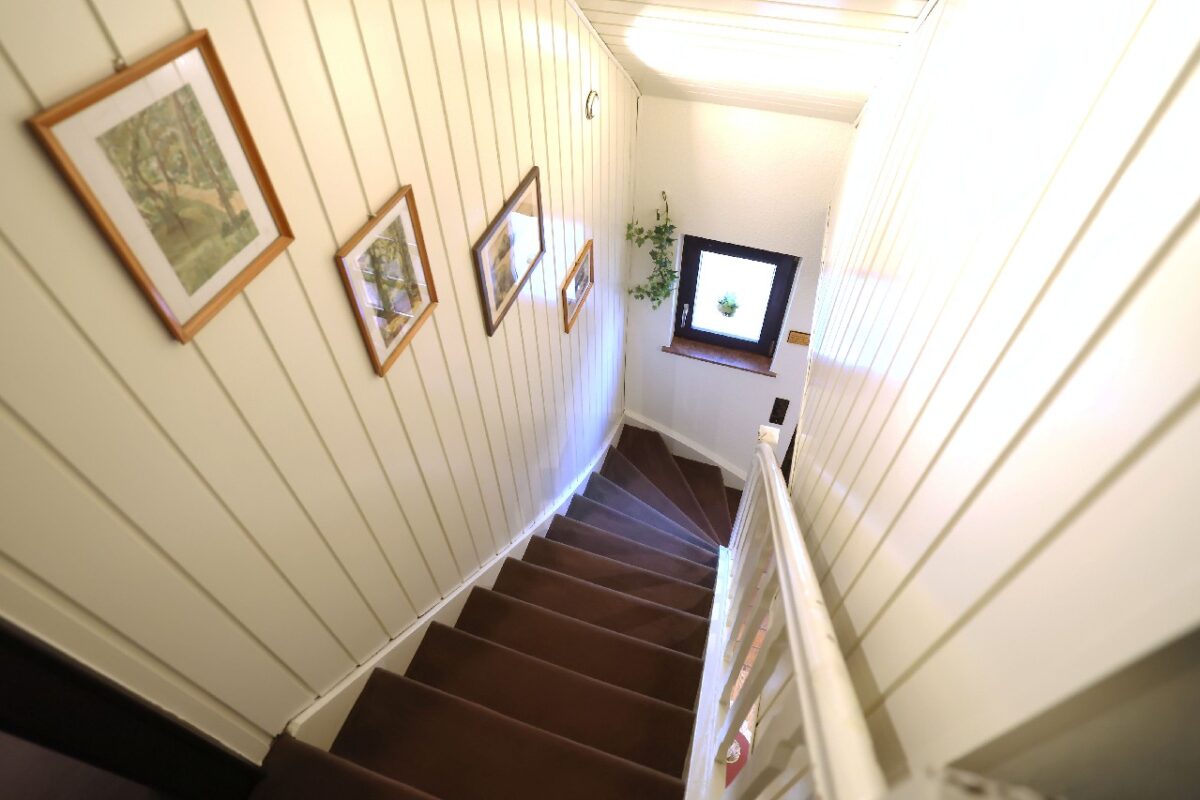 JA, zum freistehenden Einfamilienhaus mit Garage und Garten in ruhiger Lage von Solingen-Katternberg – Bild: 25663