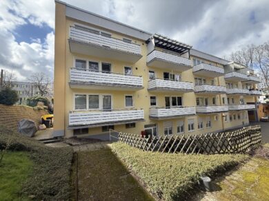 JA, zur gepflegten Eigentumswohnung mit Sonnenloggia und TG-Stellplatz im Herz von Solingen-Gräfrath – Bild: 25979