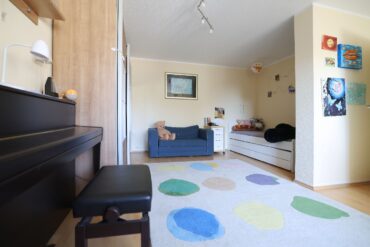 JA, zur neuwertigen Maisonettewohnung mit Terrasse, Garten + 2 KFZ-Stellplätzen in Solingen-Gräfrath – Bild: 26138