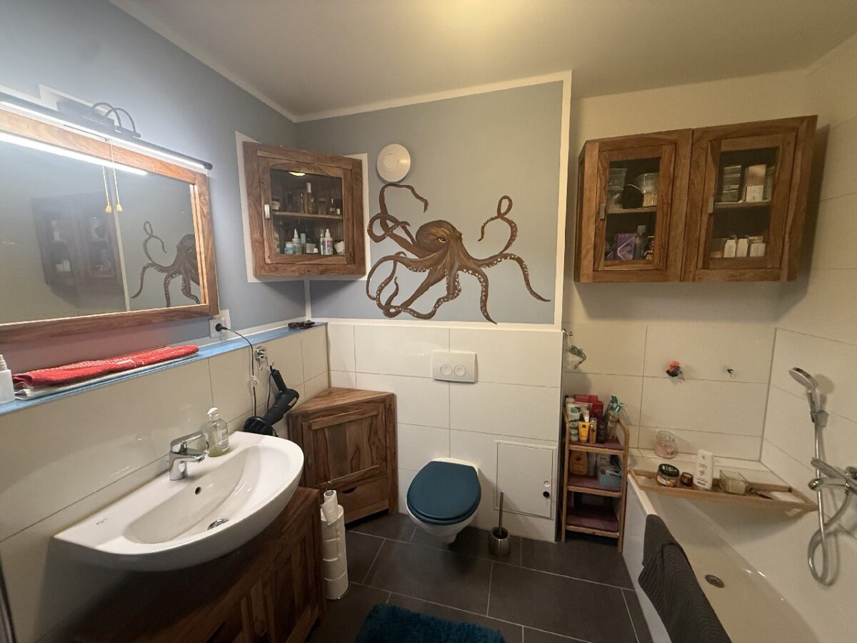 JA, zur neuwertigen 3,5 ZimmerMaisonettewohnung mit Stellplatz, 2 Balkonen  und  Weitblick am Bärenloch – Bild: 26182