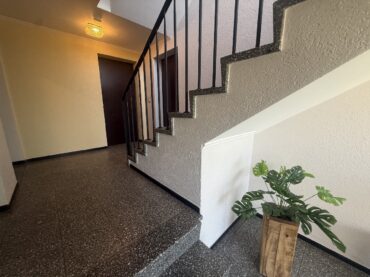 JA, zur gepflegten Eigentumswohnung mit Sonnenloggia und TG-Stellplatz im Herz von Solingen-Gräfrath – Bild: 26345