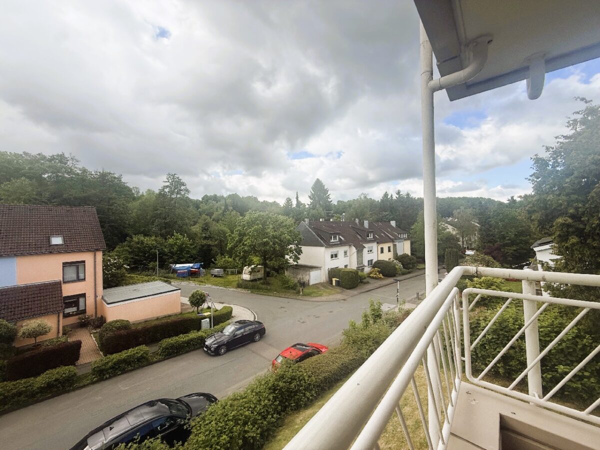 JA, zur modernisierten 2-Zimmerwohnung mit Sonnenbalkon in Solingen-Gräfrath! – Bild: 26390