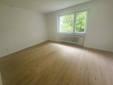 JA, zur modernisierten 2-Zimmerwohnung mit Sonnenbalkon in Solingen-Gräfrath! – Bild: 26392