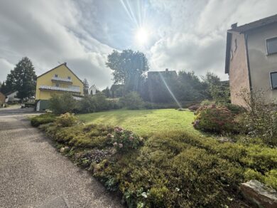 JA, zur soliden 3-Zimmer-Eigentumswohnung mit Sonnenloggia in zentraler Lage von Solingen-Wald – Bild: 23278