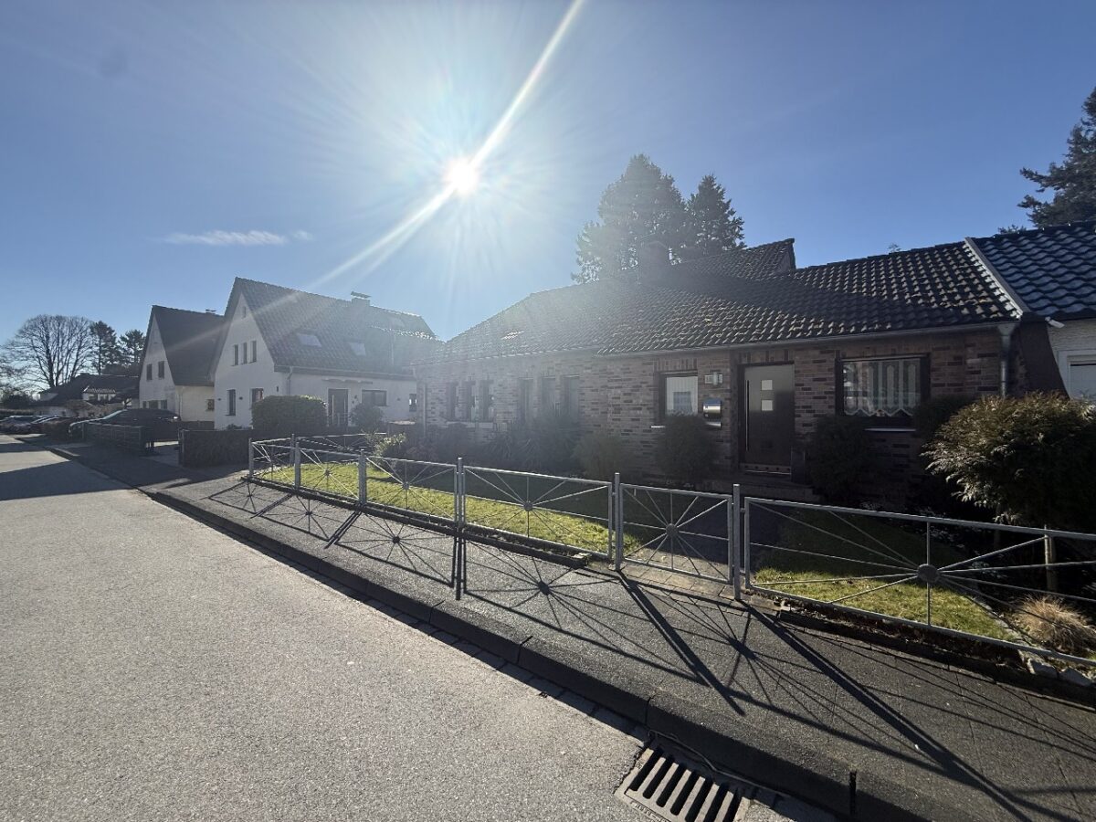 JA, zum Einfamilienhaus mit Einliegerwohnung  und  traumhaften Garten in begehrter Lage Nähe Klinikum! – Bild: 27630