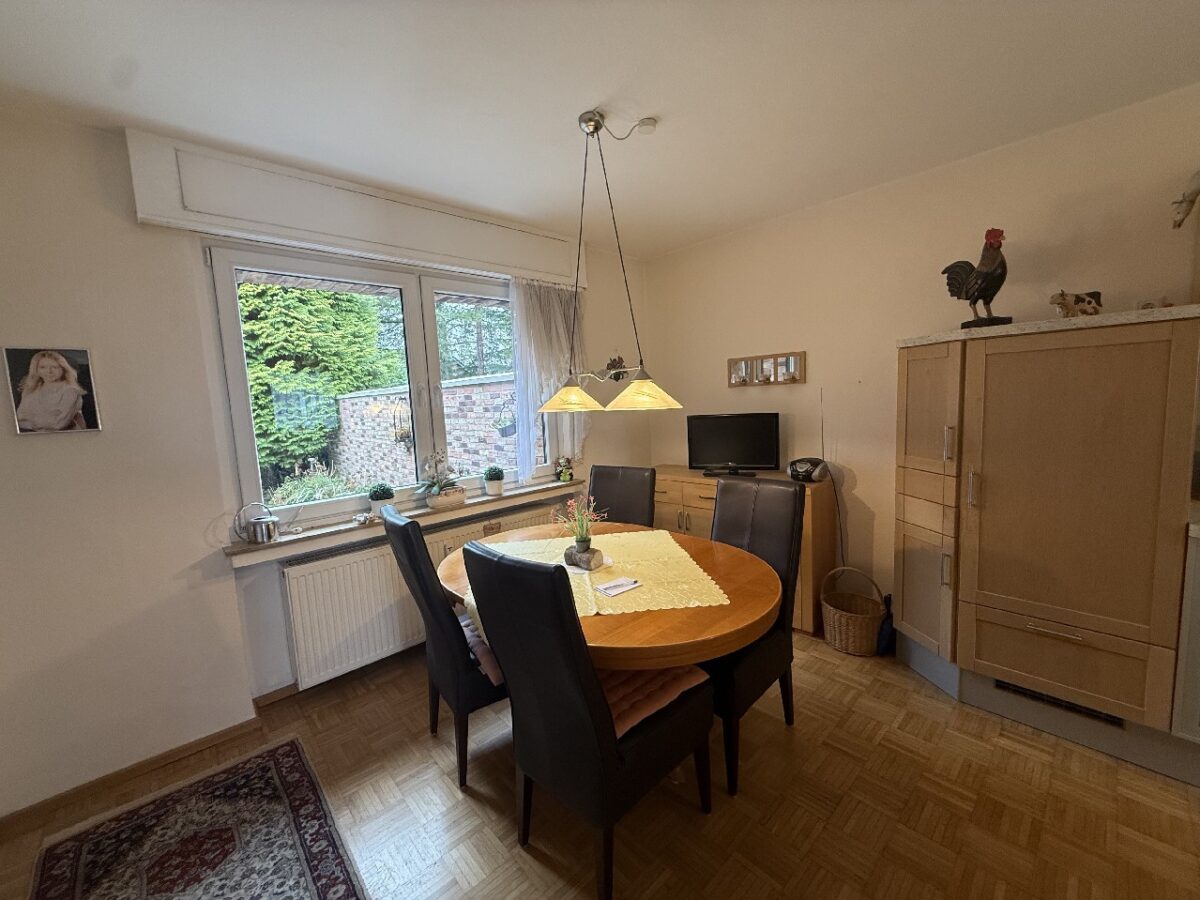 JA, zum Einfamilienhaus mit Einliegerwohnung  und  traumhaften Garten in begehrter Lage Nähe Klinikum! – Bild: 27637