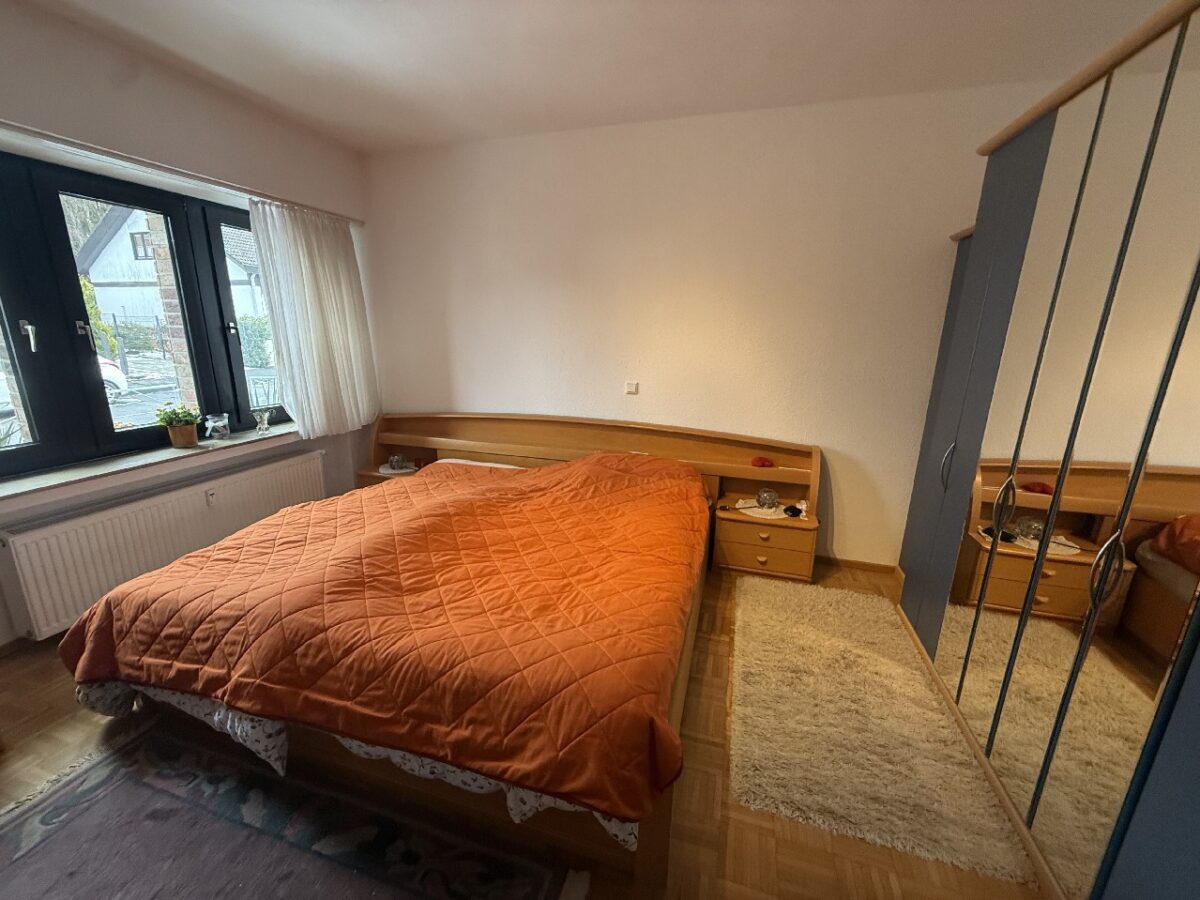JA, zum Einfamilienhaus mit Einliegerwohnung  und  traumhaften Garten in begehrter Lage Nähe Klinikum! – Bild: 27642