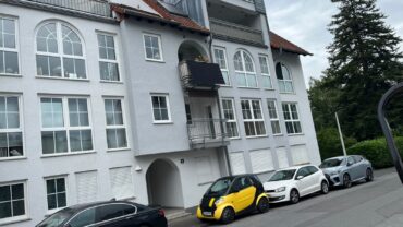 JA, zur renovierten 3-Zimmer-Wohnung mit Balkon + Tiefgaragenstellplatz in zentraler Lage von Ohligs – Bild: 27996