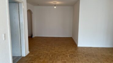 JA, zur renovierten 3-Zimmer-Wohnung mit Balkon + Tiefgaragenstellplatz in zentraler Lage von Ohligs – Bild: 28002