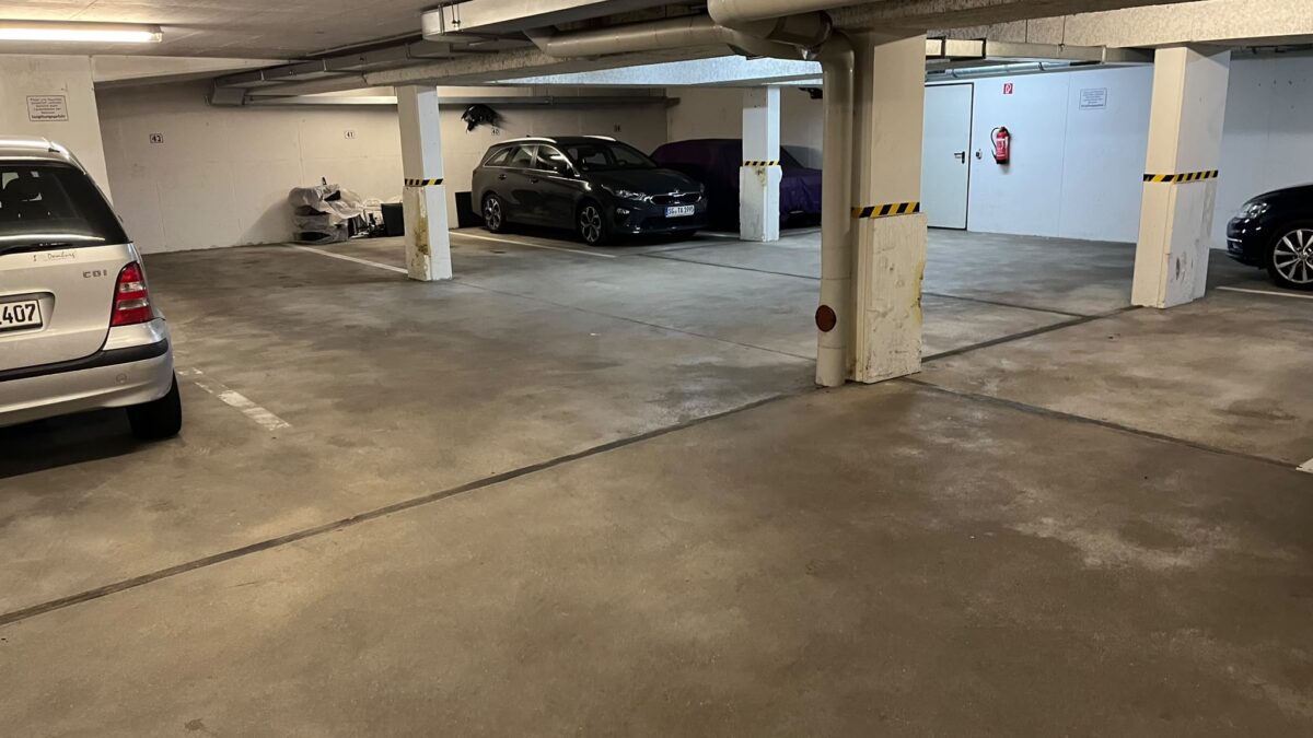 JA, zur renovierten 3-Zimmer-Wohnung mit Balkon + Tiefgaragenstellplatz in zentraler Lage von Ohligs – Bild: 28016